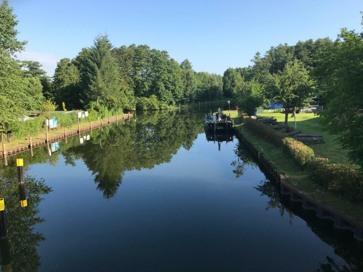 Ferienhaus Im Fischersteig Wustrow  Екстериор снимка